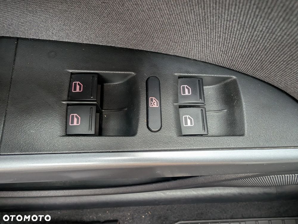 Seat Leon 1.2 TSI Ecomotive Reference - 28