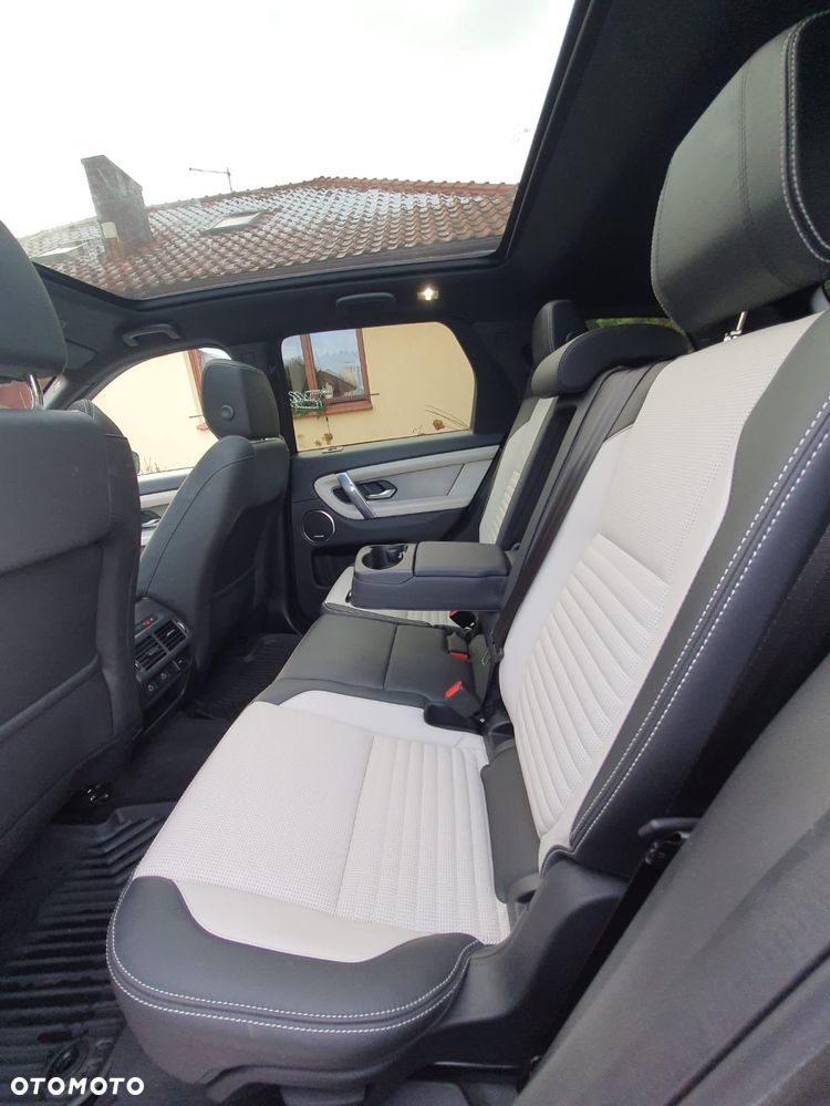 Land Rover Discovery Sport 2.0 P250 mHEV HSE - 13