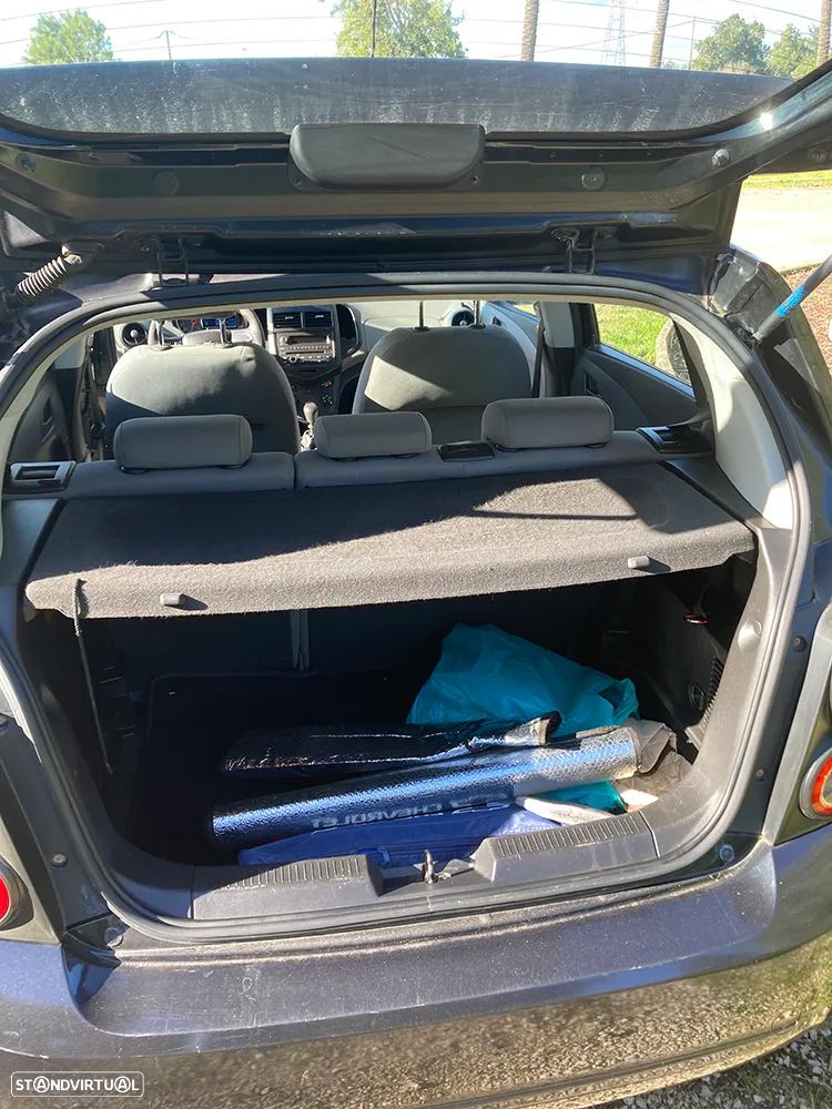 Chevrolet Aveo 1.2 LS - 4