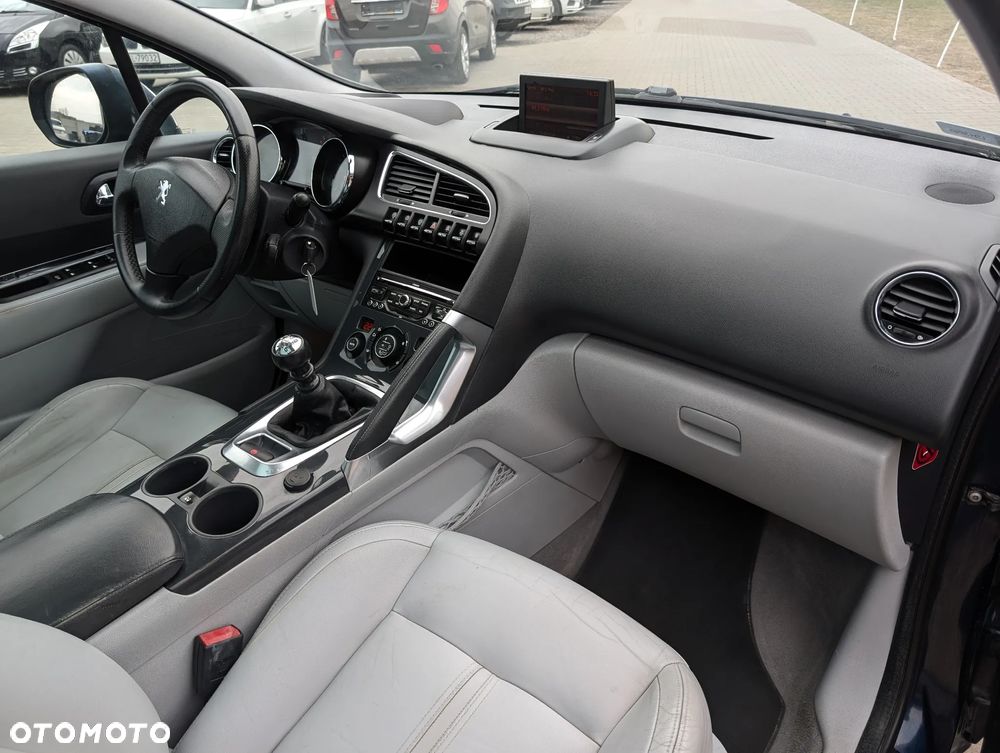 Peugeot 3008 2.0 HDi Premium+ - 30