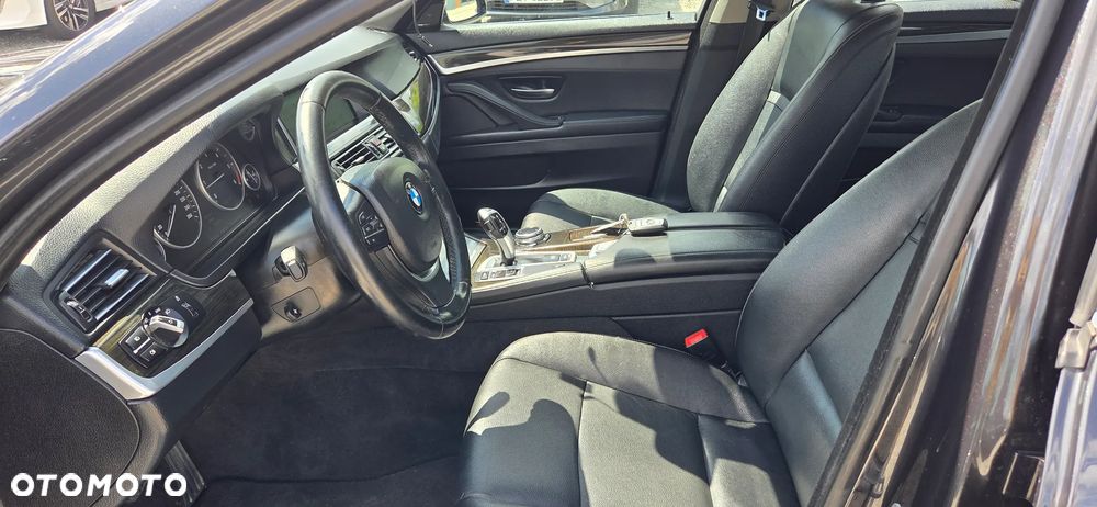 BMW Seria 5 520d xDrive Luxury Line - 6
