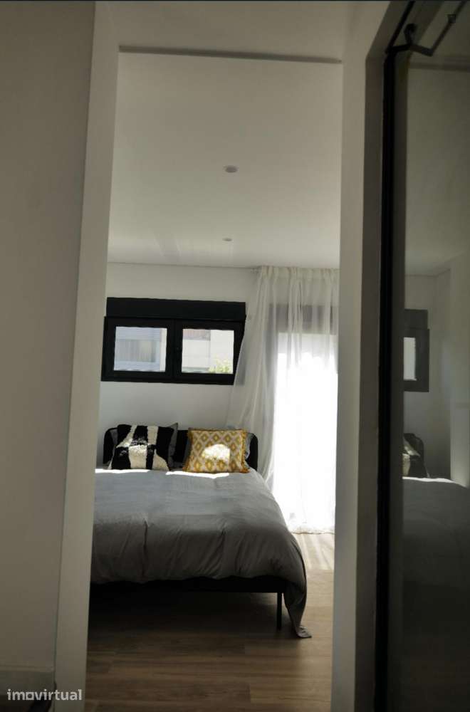 Apartamento com 1 quartos - localizado em Paranhos Porto - Grande imagem: 3/15