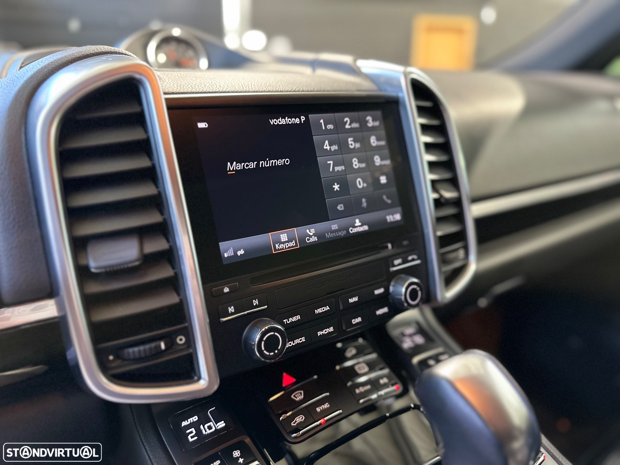 Porsche Cayenne Platinum Edition - 34