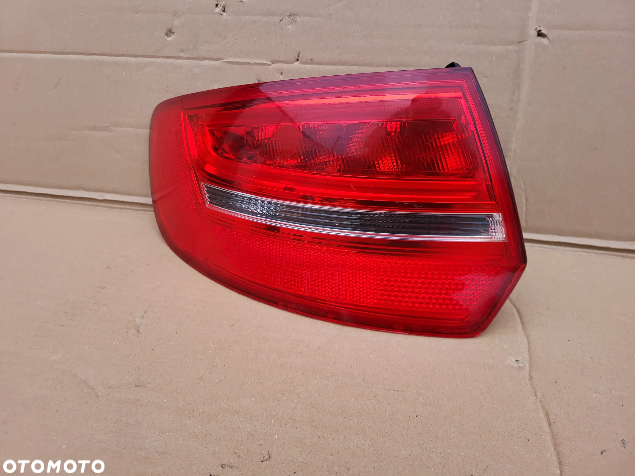 LAMPA LEWY TYL AUDI A3 8P4 LIFT - 2