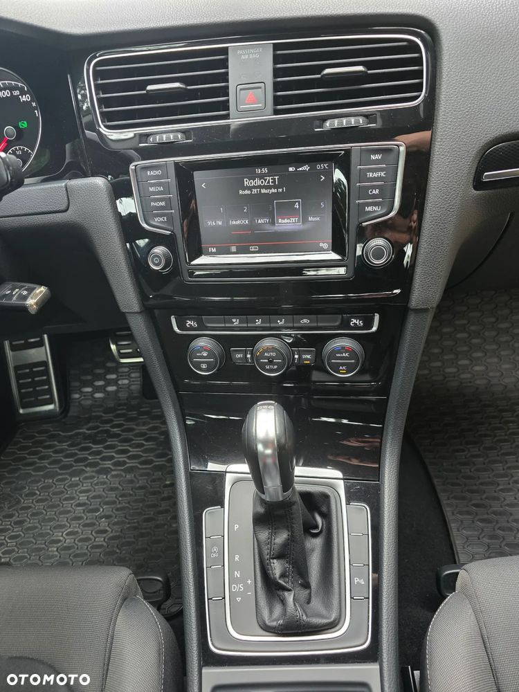 Volkswagen Golf 1.4 TSI BlueMotion Technology DSG Highline - 24