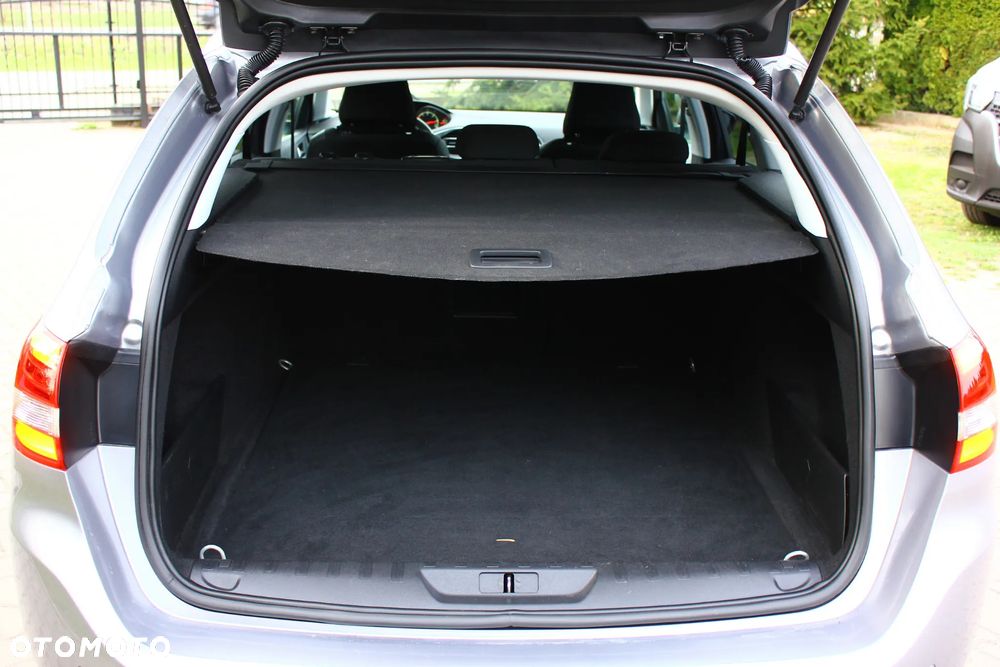Peugeot 308 BlueHDi FAP 130 Stop & Start Allure - 34