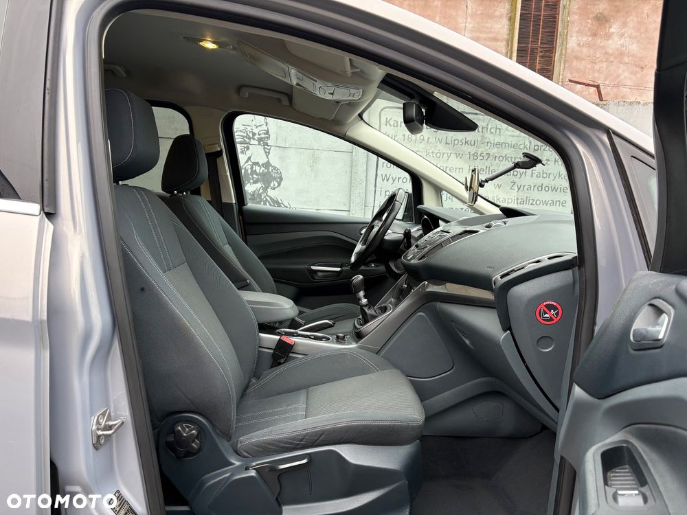 Ford Grand C-MAX - 13