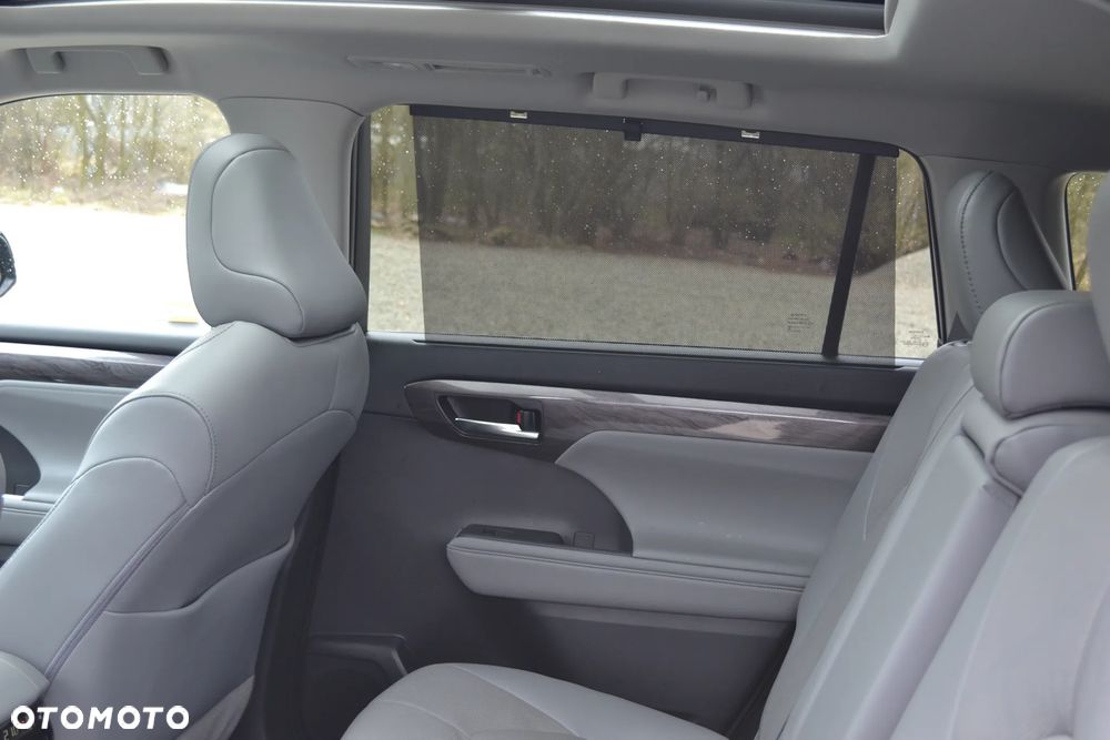 Toyota Highlander 2.5 Hybrid Executive - 37