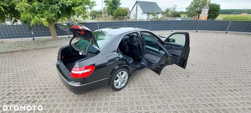 Mercedes-Benz Klasa E - 31