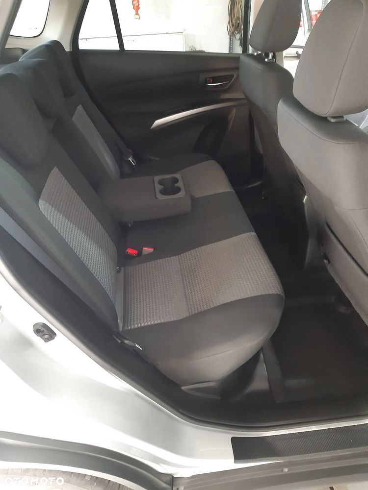Suzuki S-Cross 1.4 SHVS Premium 4WD - 5