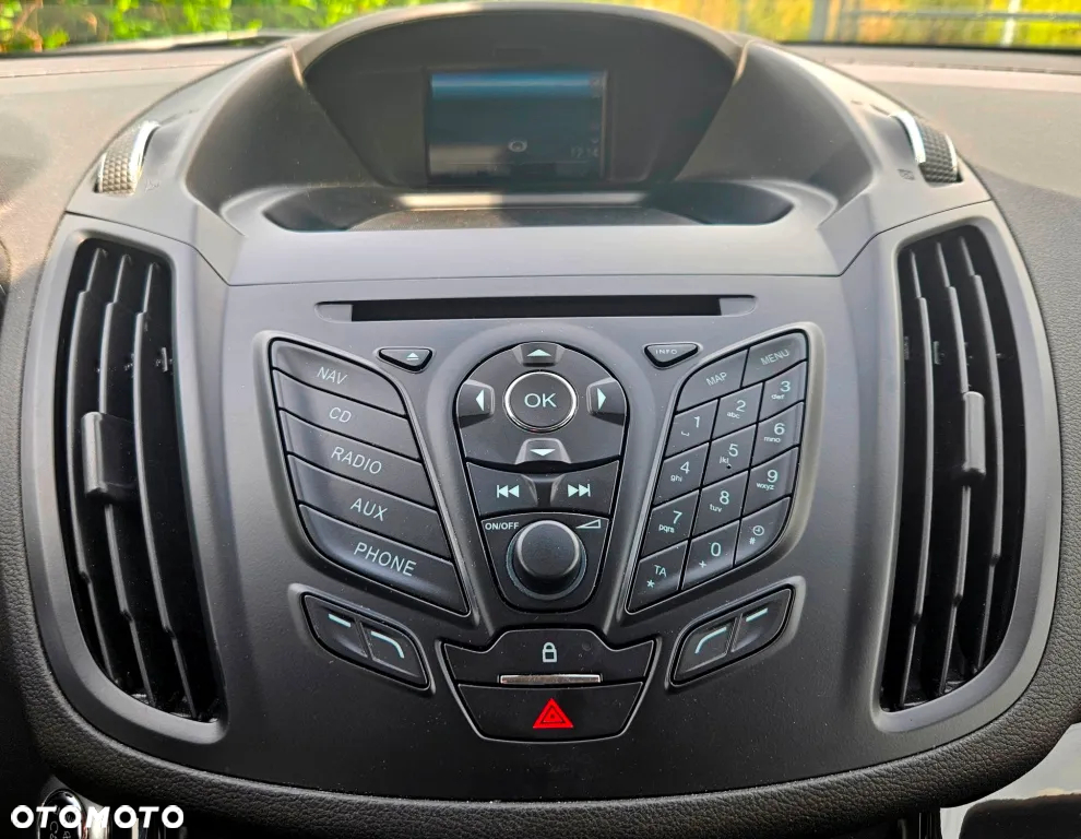 Ford Kuga 2.0 TDCi 4x4 Titanium - 26