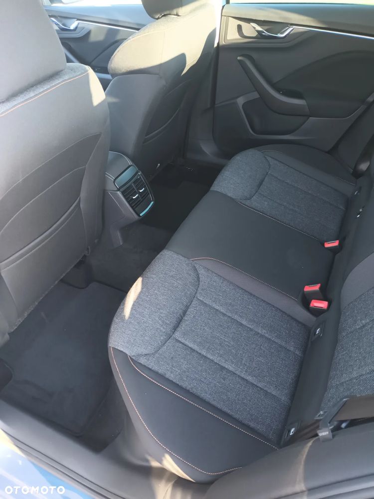 Skoda Kamiq 1.5 TSI DSG Clever - 8