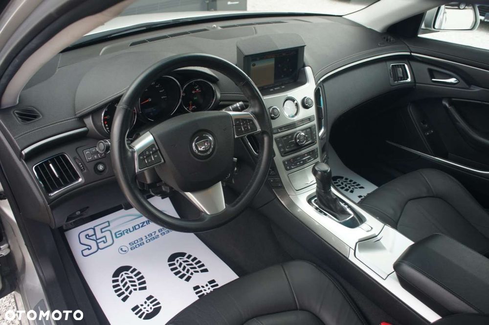 Cadillac CTS - 11