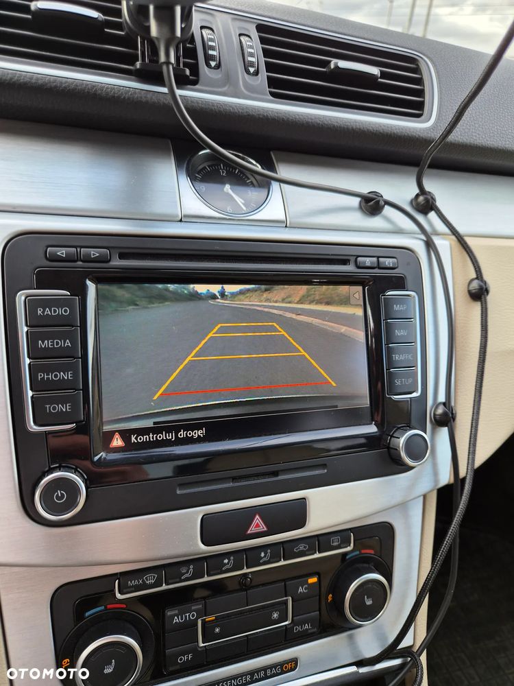 Volkswagen Passat CC - 21