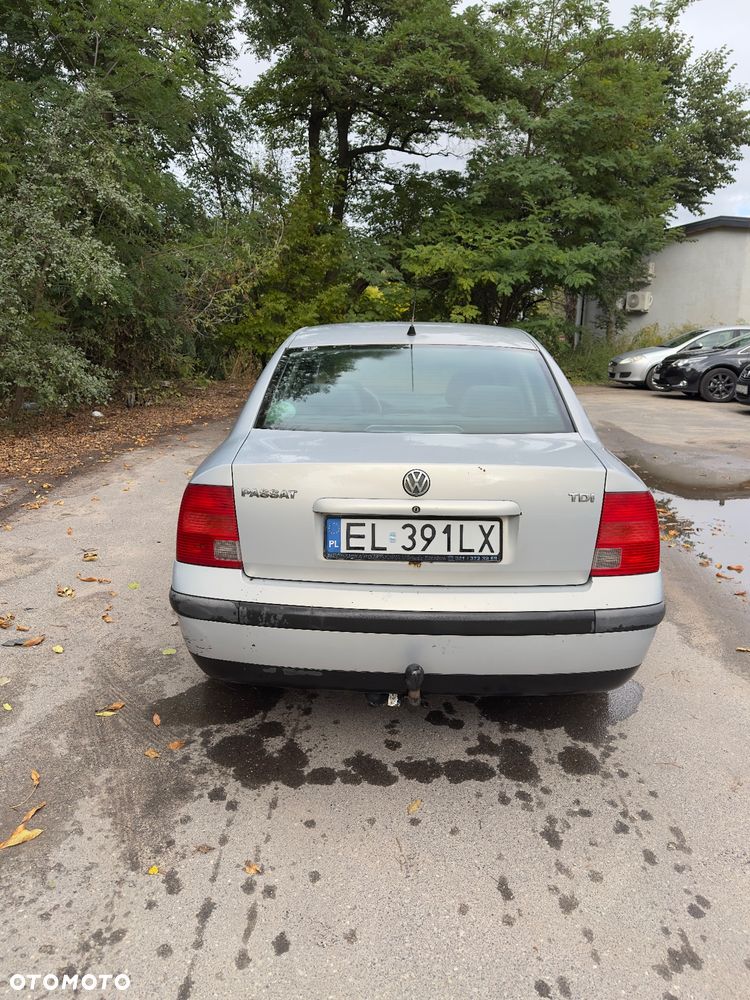 Volkswagen Passat 1.9 TDI - 7