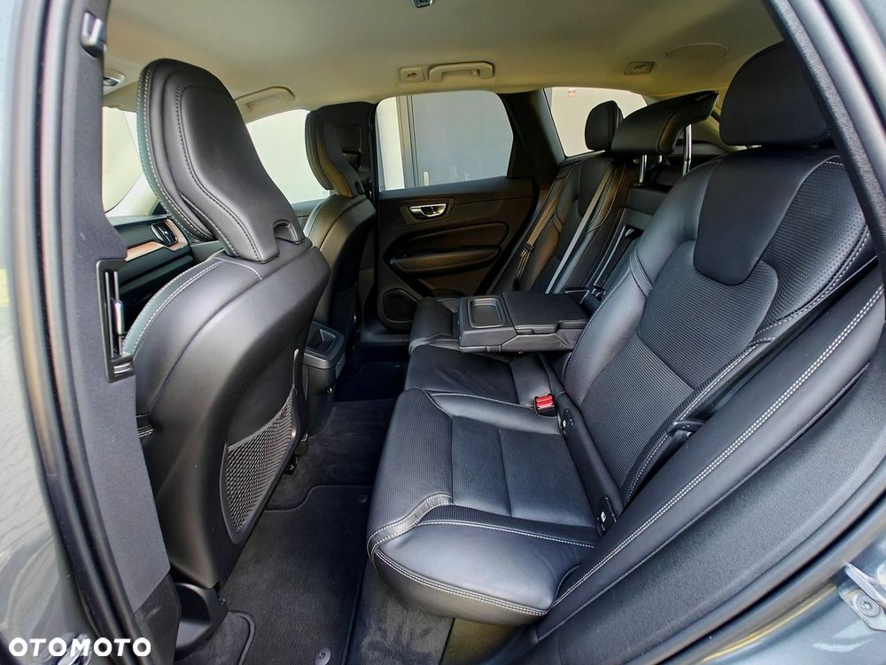 Volvo XC 60 T5 AWD Inscription - 20