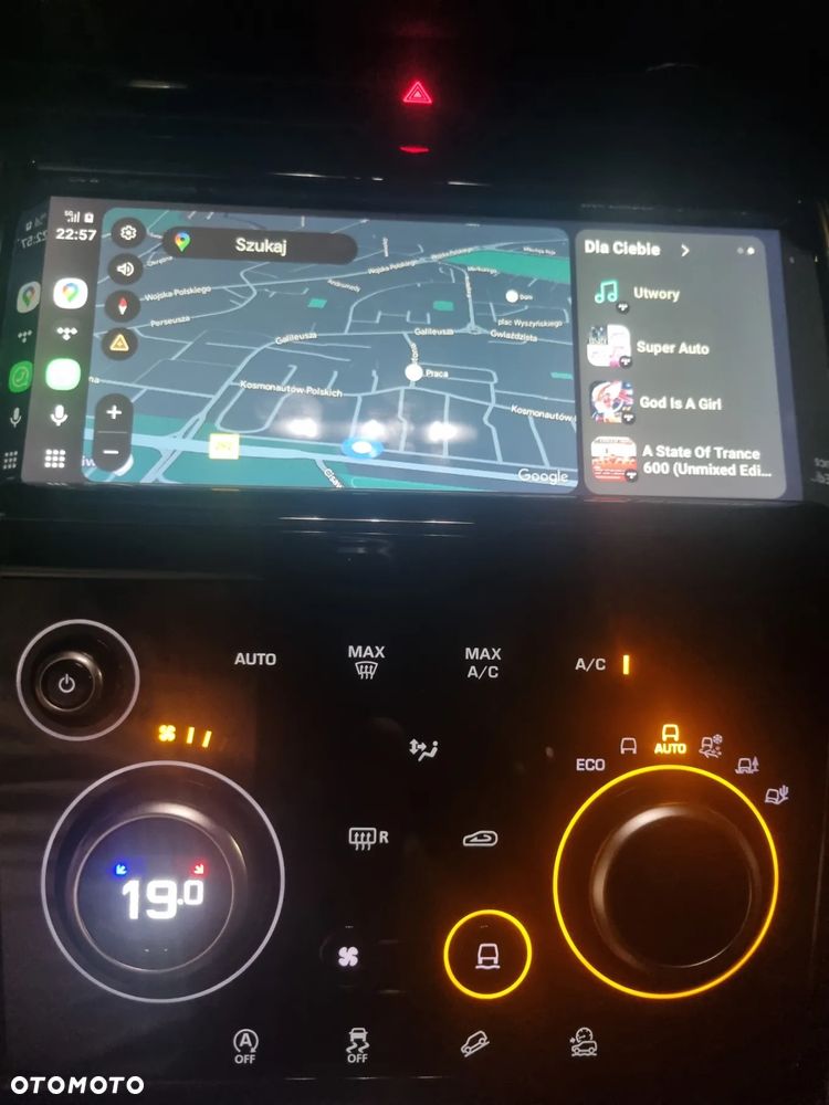 Land Rover Discovery Sport P250 SE - 15
