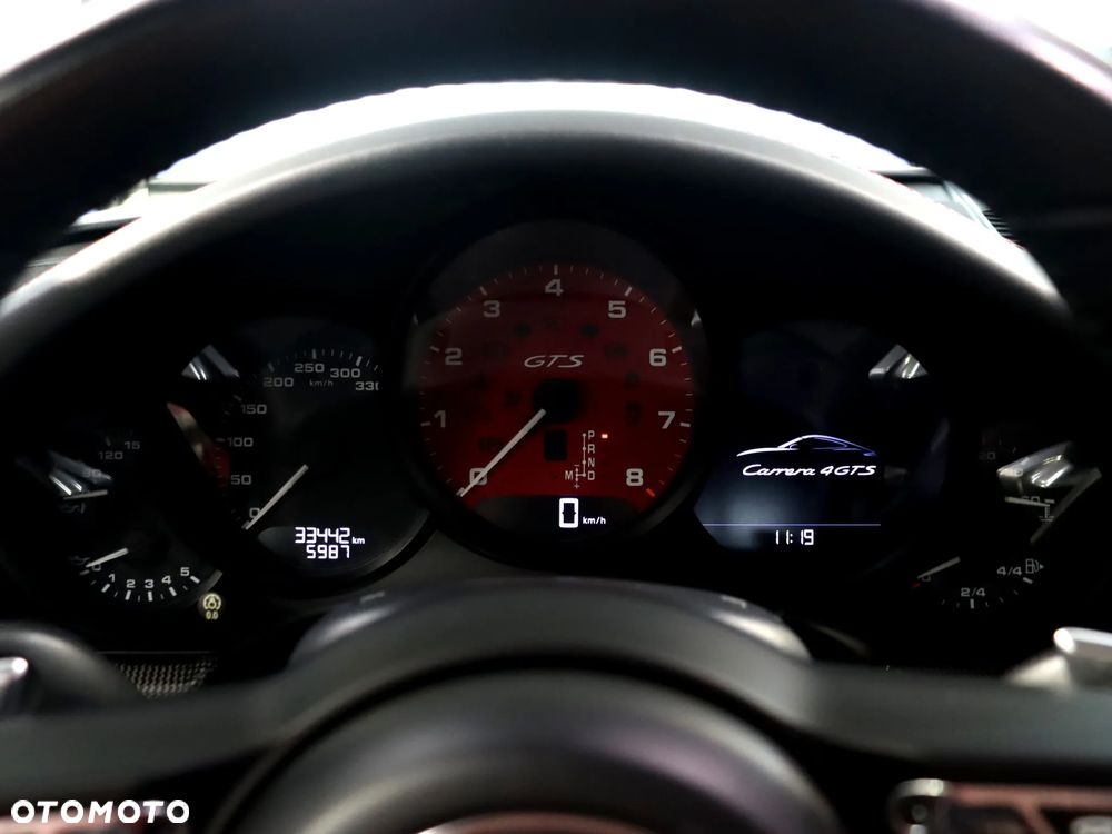 Porsche 911 Carrera 4 GTS PDK - 20