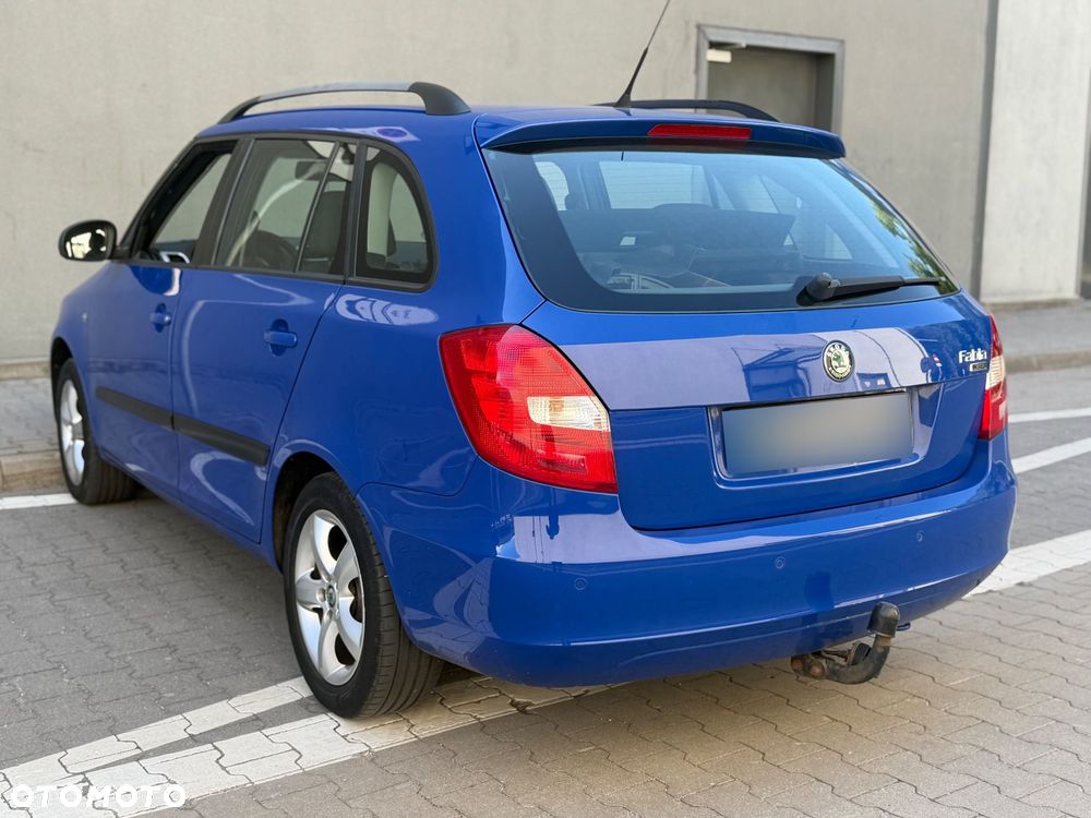 Skoda Fabia 1.4 16V Elegance Plus - 4