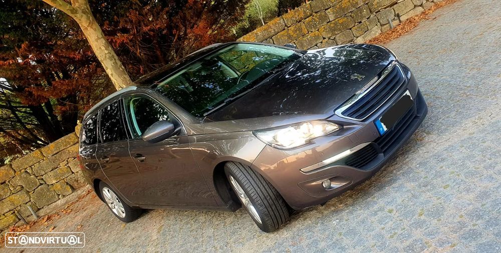 Peugeot 308 SW BlueHDi 120 Stop & Start Allure - 4