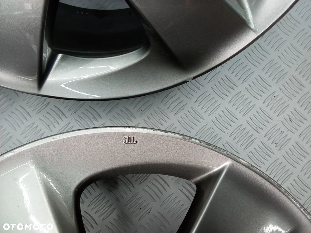 Felgi Toyota Auris Corolla Avenssis III Rav4 7Jx17 et50 5x114,3 - 10