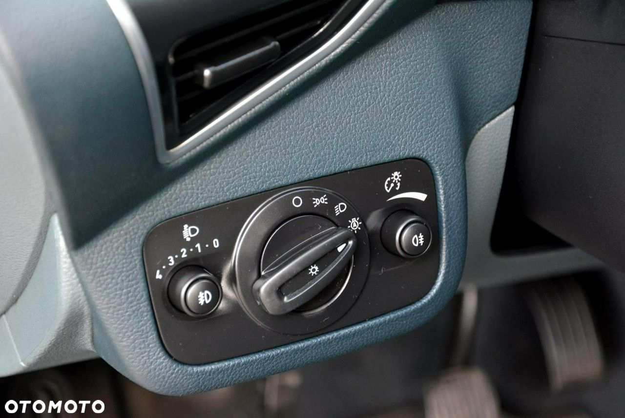 Ford C-MAX 1.6 EcoBoost Start-Stop-System Titanium - 34