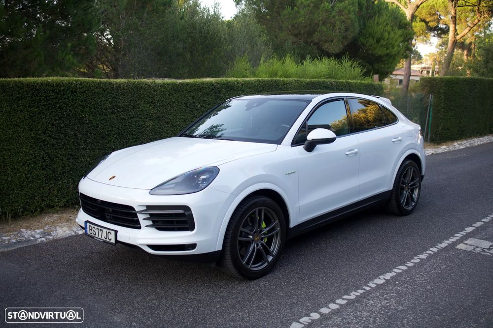 Porsche Cayenne Coupé E-Hybrid - 4