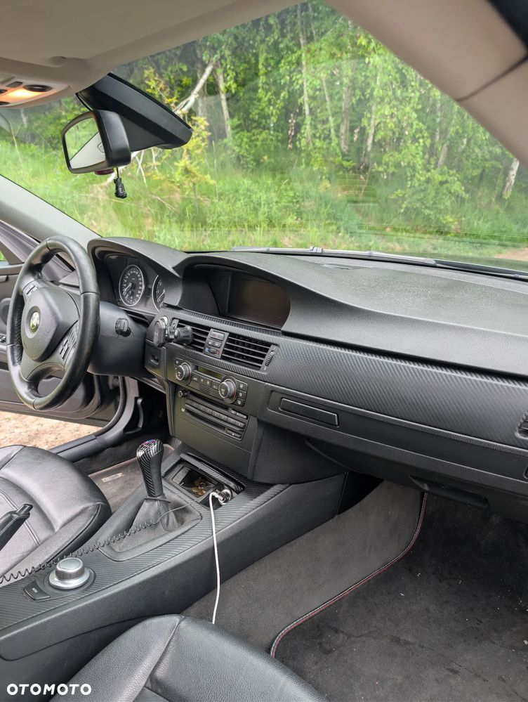 BMW Seria 3 325i - 12