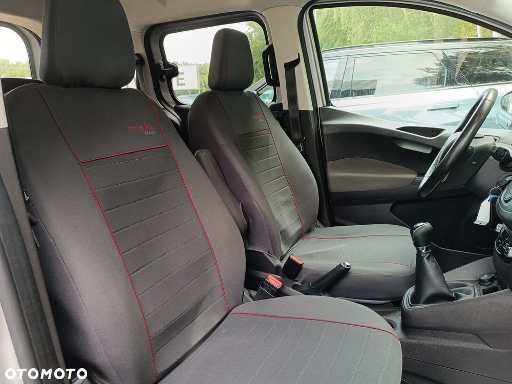 Ford Tourneo Courier 1.0 EcoBoost Trend - 24