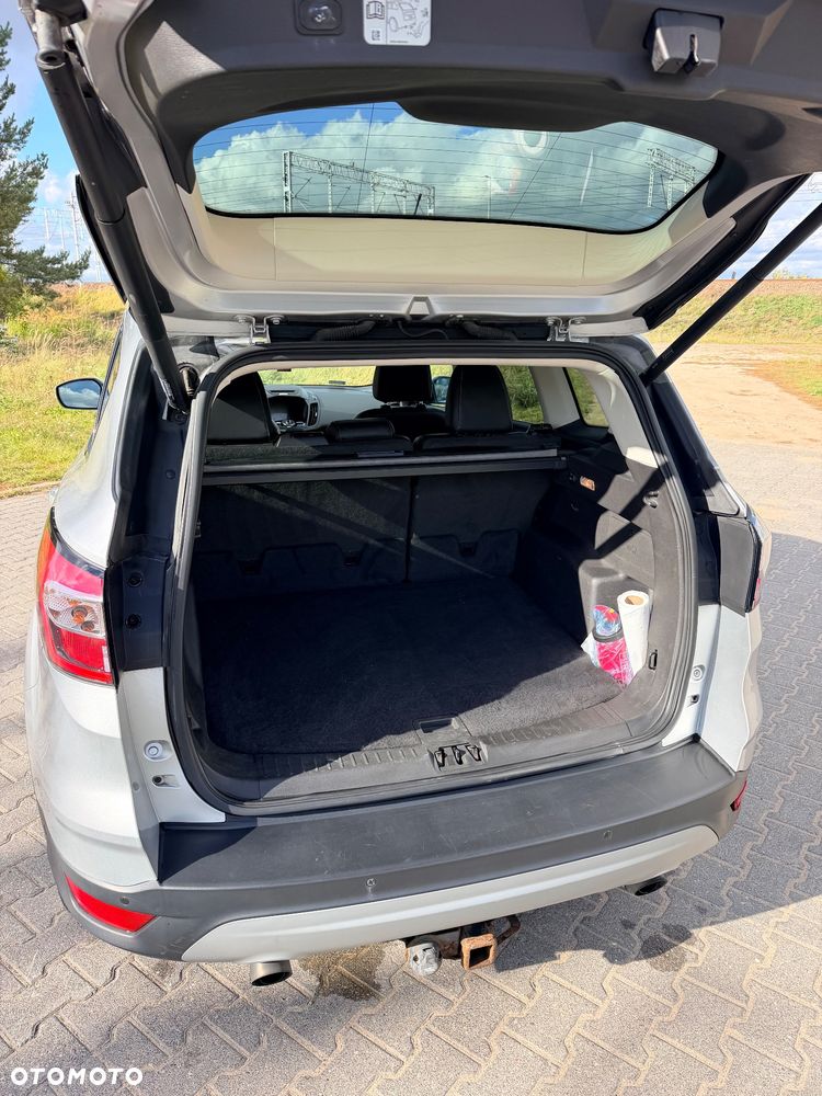 Ford Escape 2.0 EcoBoost AWD Titanium - 25