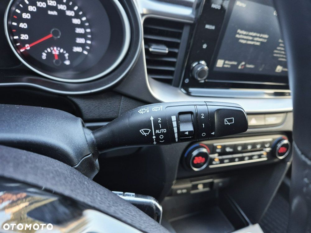 Kia Ceed - 22