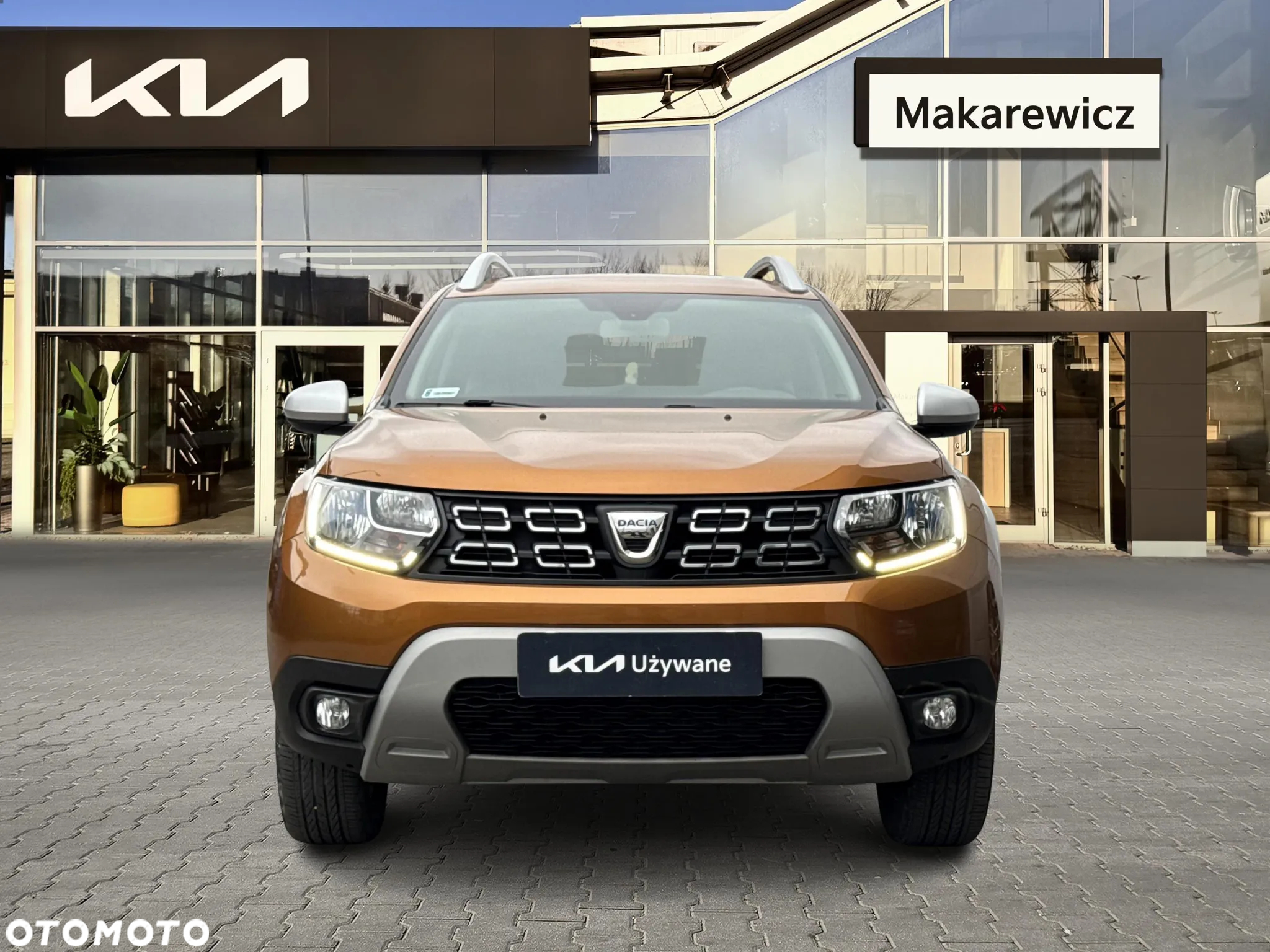 Dacia Duster 1.6 SCe S&S - 8