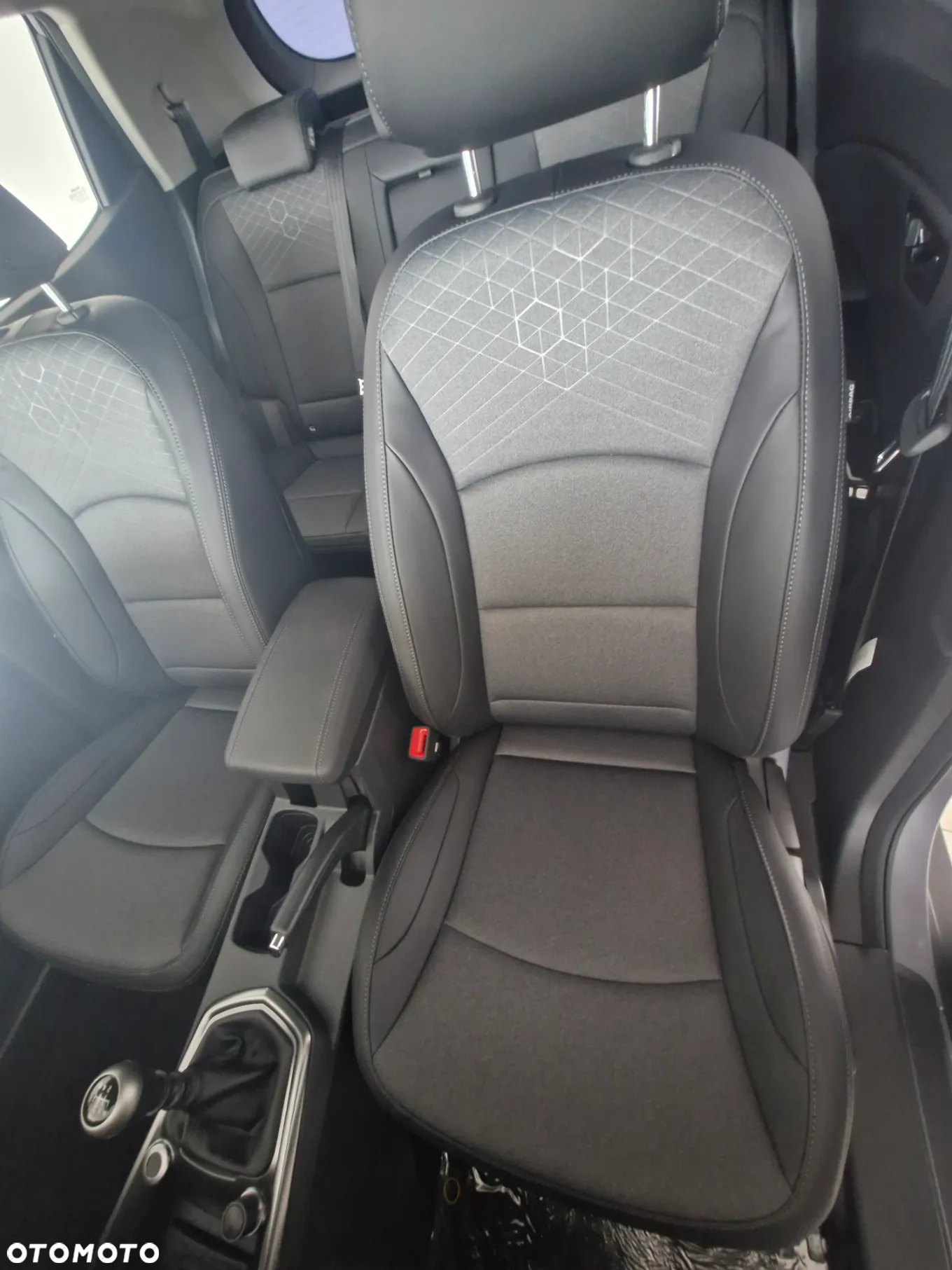 SsangYong/KGM Tivoli 1.5 T-GDI Joy - 22