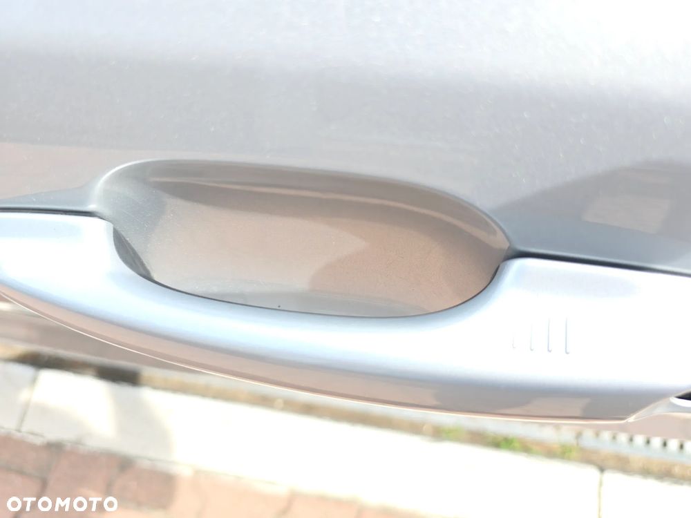 Ford Focus 1.5 EcoBlue Start-Stopp-System TITANIUM - 16
