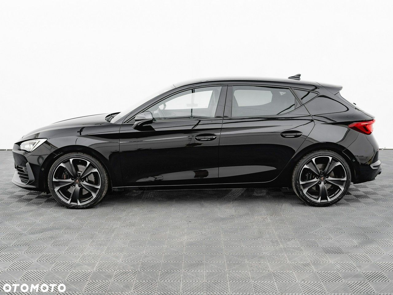 Cupra Leon 2.0 TSI VZ DSG - 10
