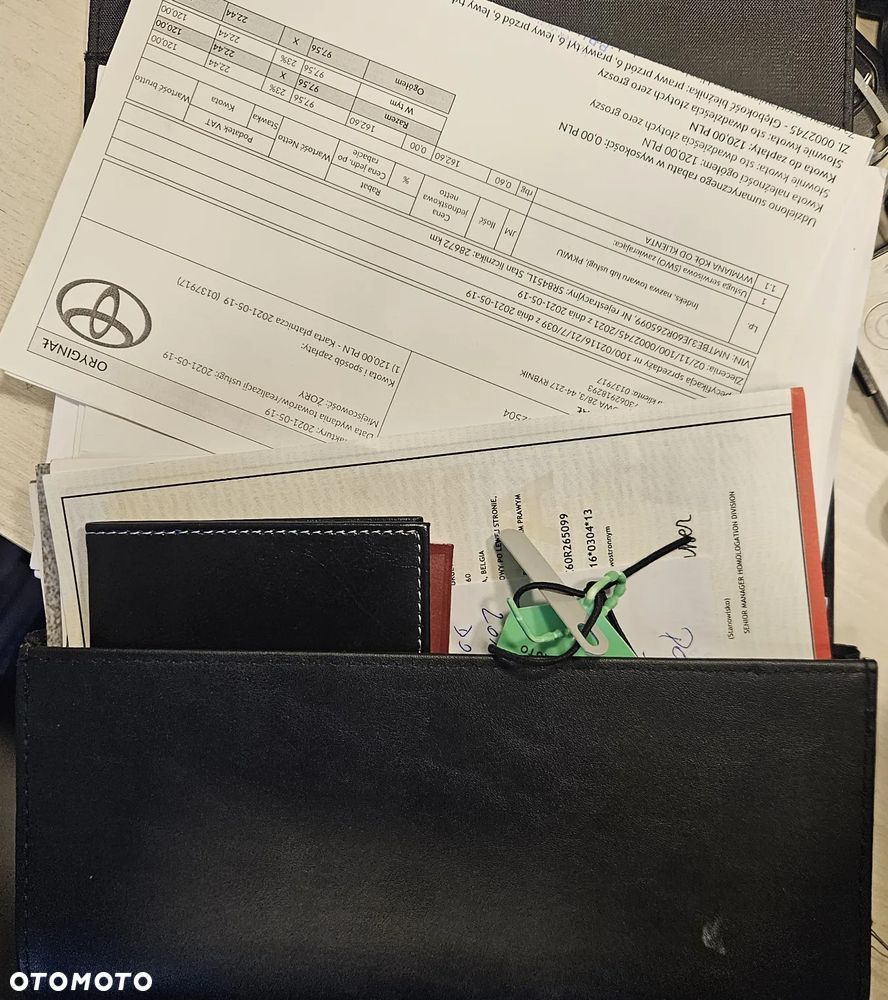 Toyota Corolla 1.6 Premium - 28