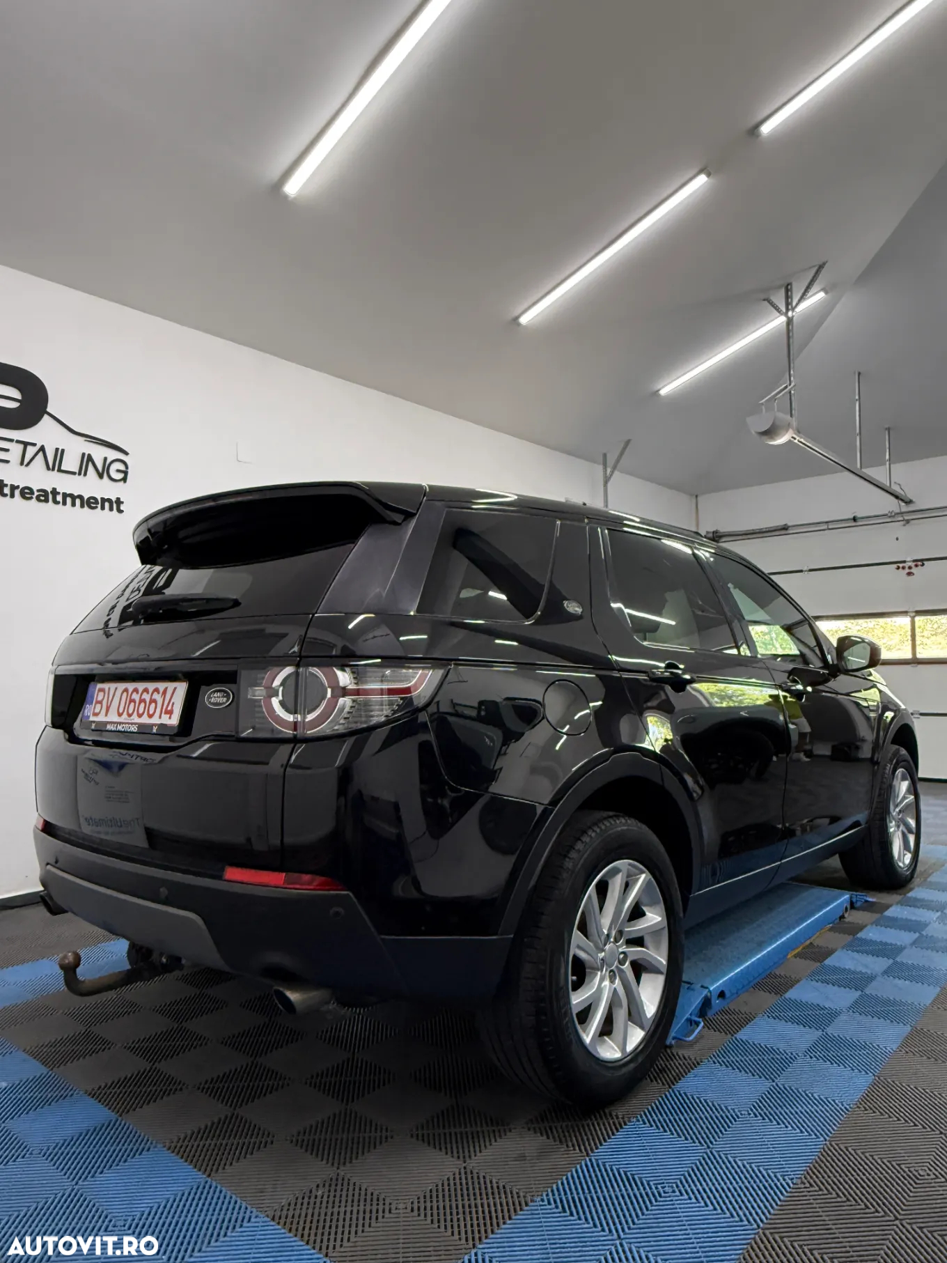 Land Rover Discovery Sport 2.0 l TD4 HSE Aut. - 4