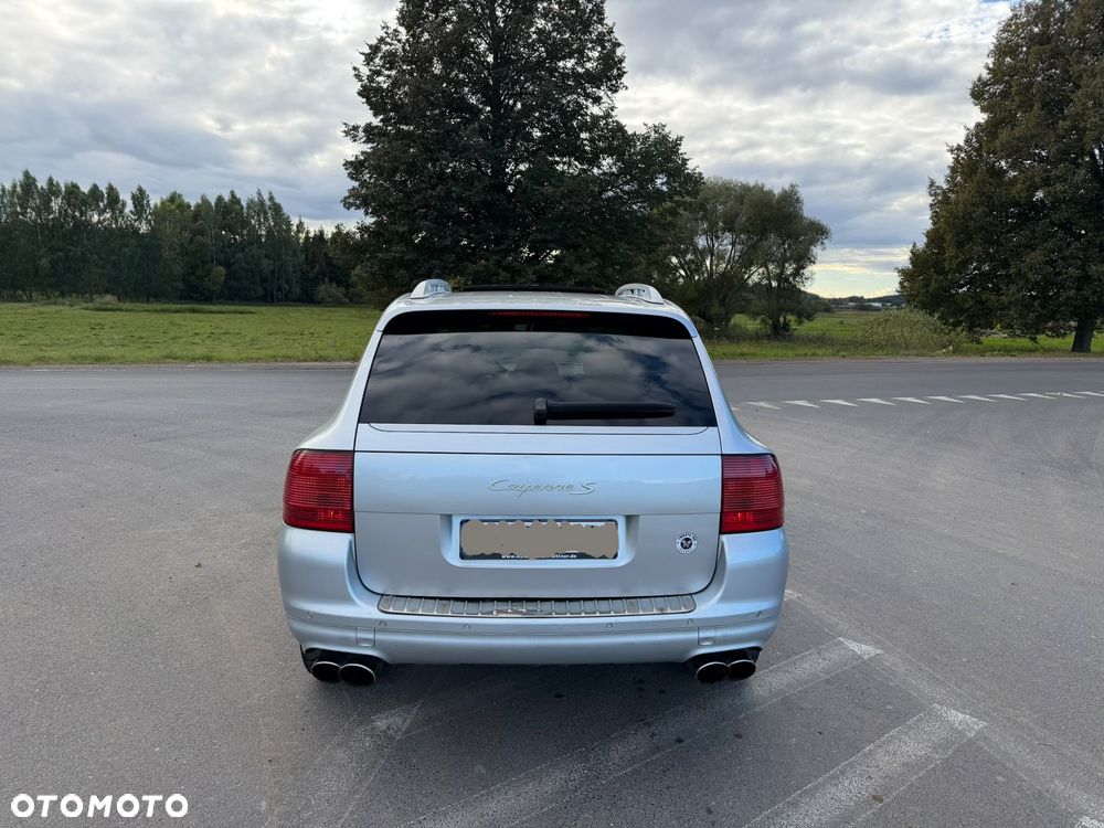 Porsche Cayenne - 6
