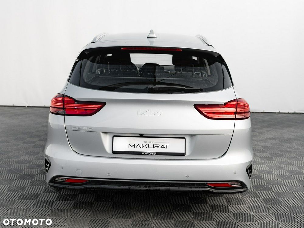 Kia Ceed 1.5 T-GDI M - 10