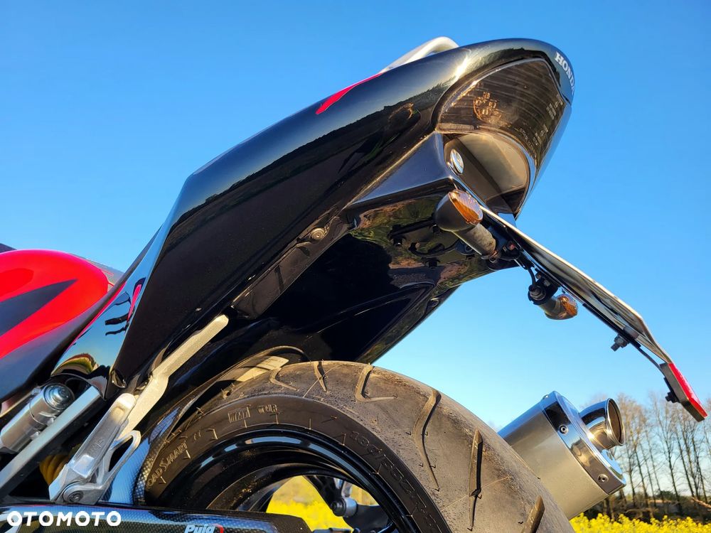 Honda CBR - 29
