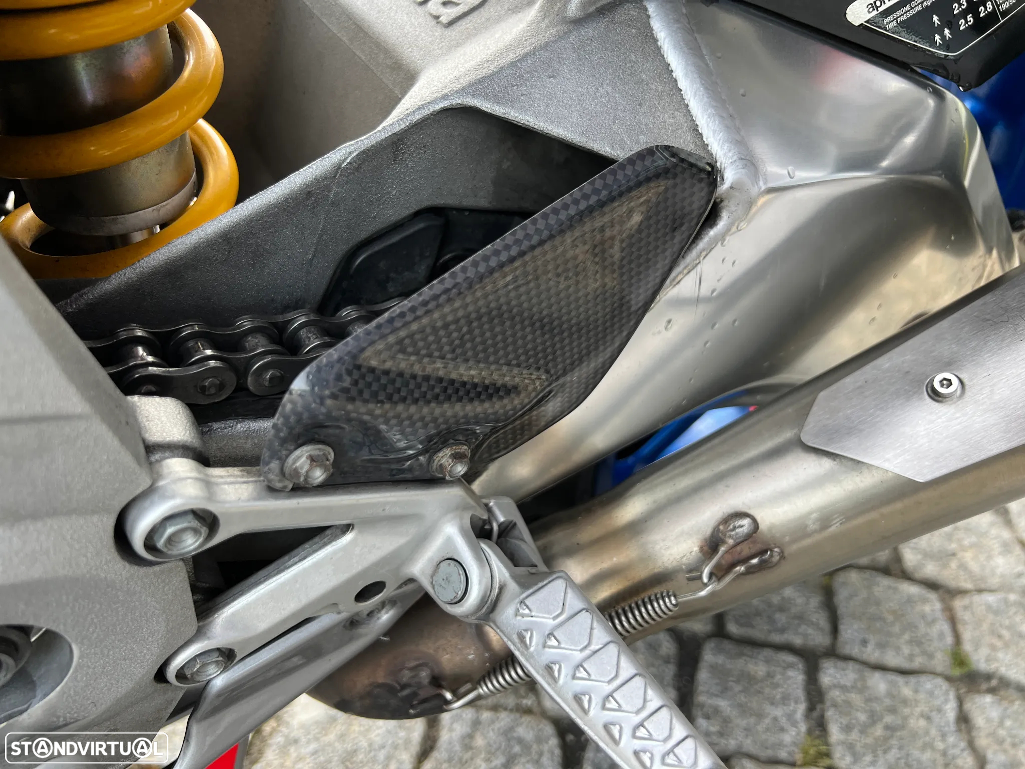 Aprilia RSV 1000R-RR - 13