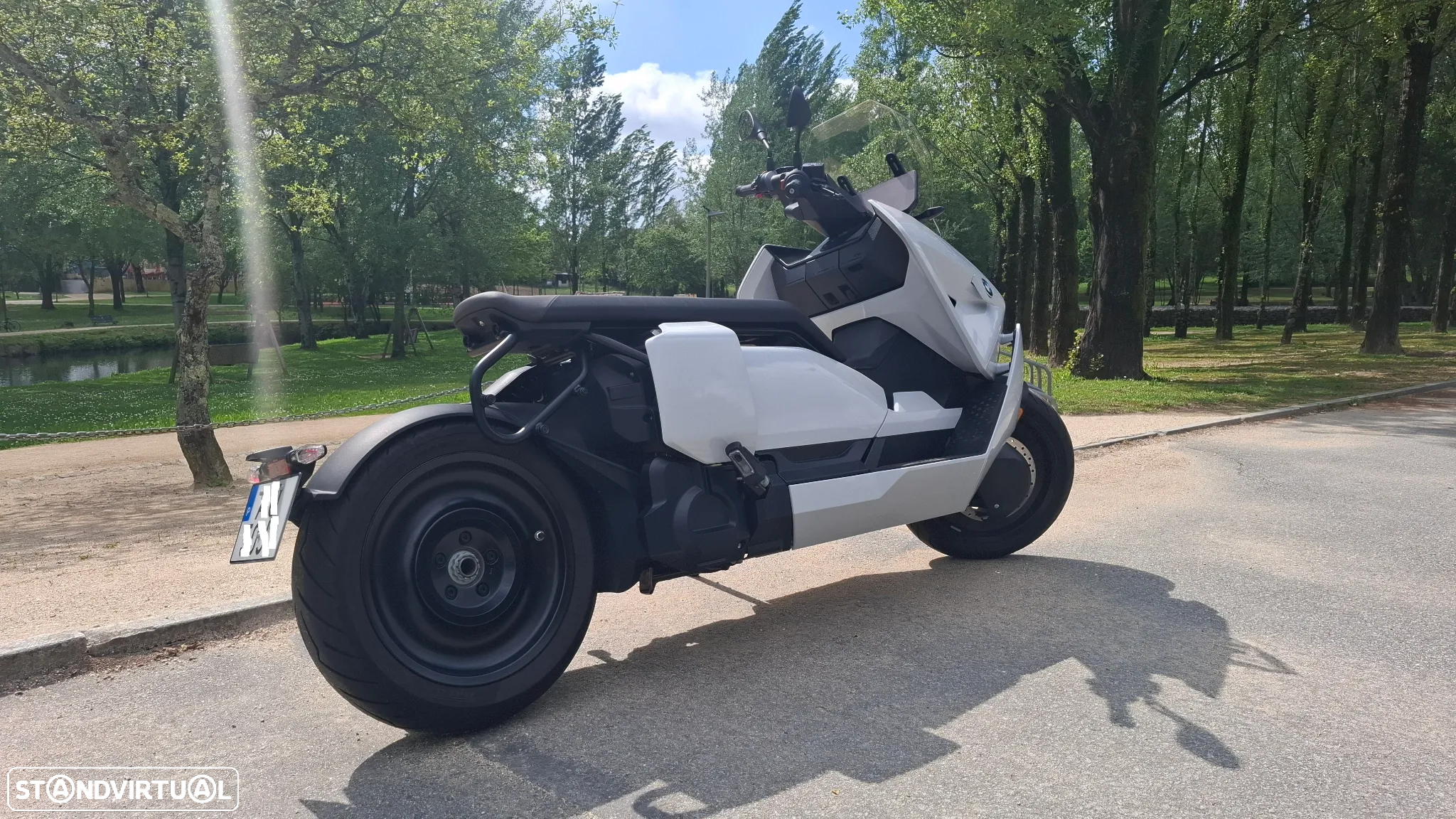 BMW CE 04 - 2