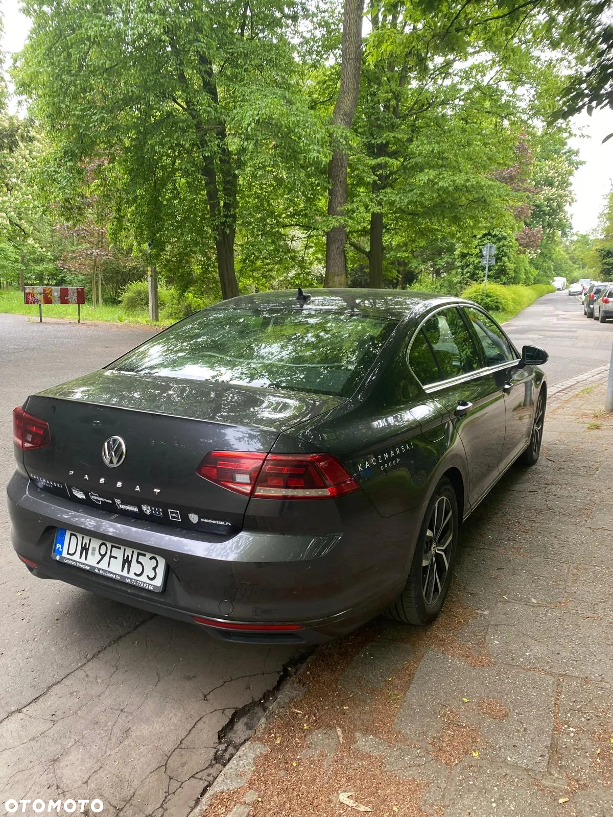 Volkswagen Passat 2.0 TDI Business DSG - 3
