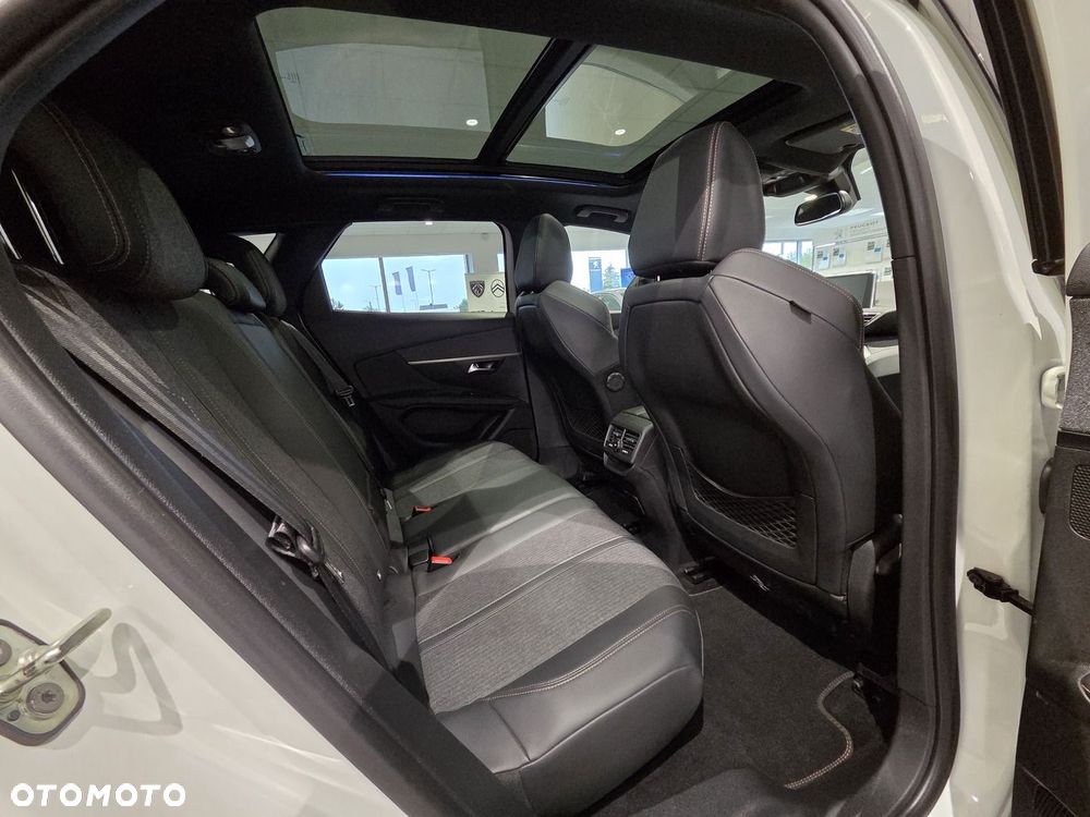 Peugeot 3008 1.6 PureTech GPF GT Line S&S EAT8 - 8