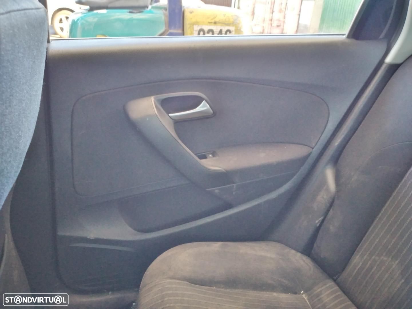 FORRA DA PORTA TRASEIRA DIREITA VOLKSWAGEN POLO V 6R1 - 1