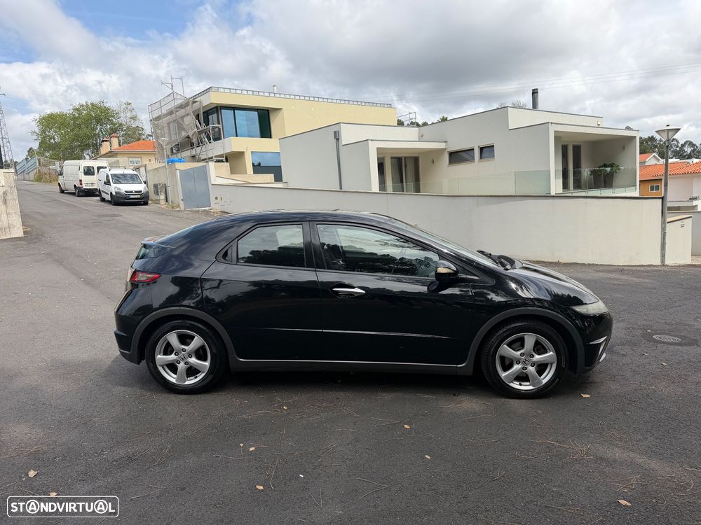 Honda Civic 1.4 i-VTEC Comfort - 2