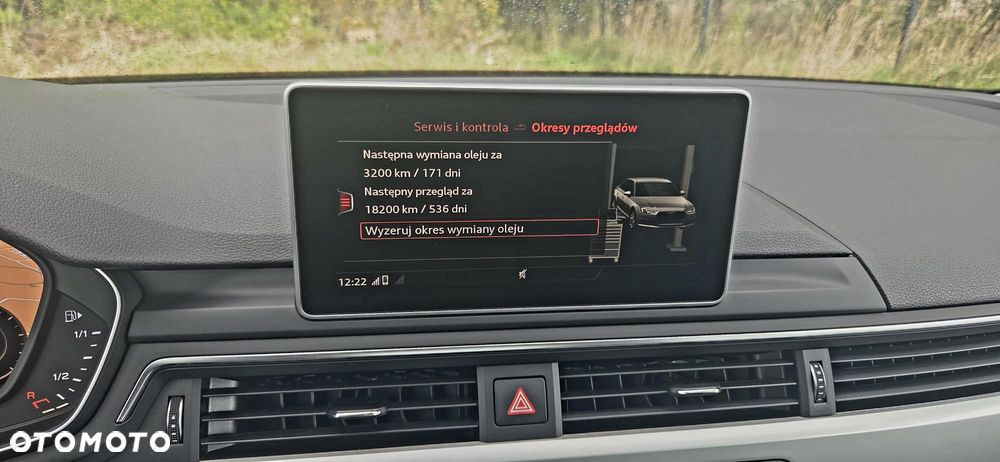 Audi A4 Limousine - 16