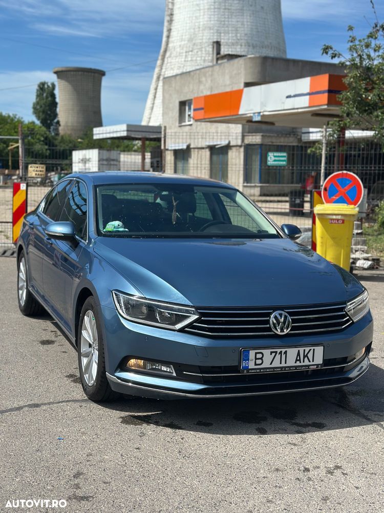 Volkswagen Passat - 2