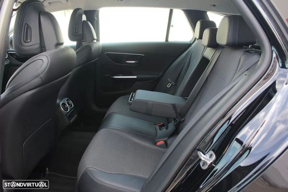 Mercedes-Benz C 200 d Avantgarde - 21