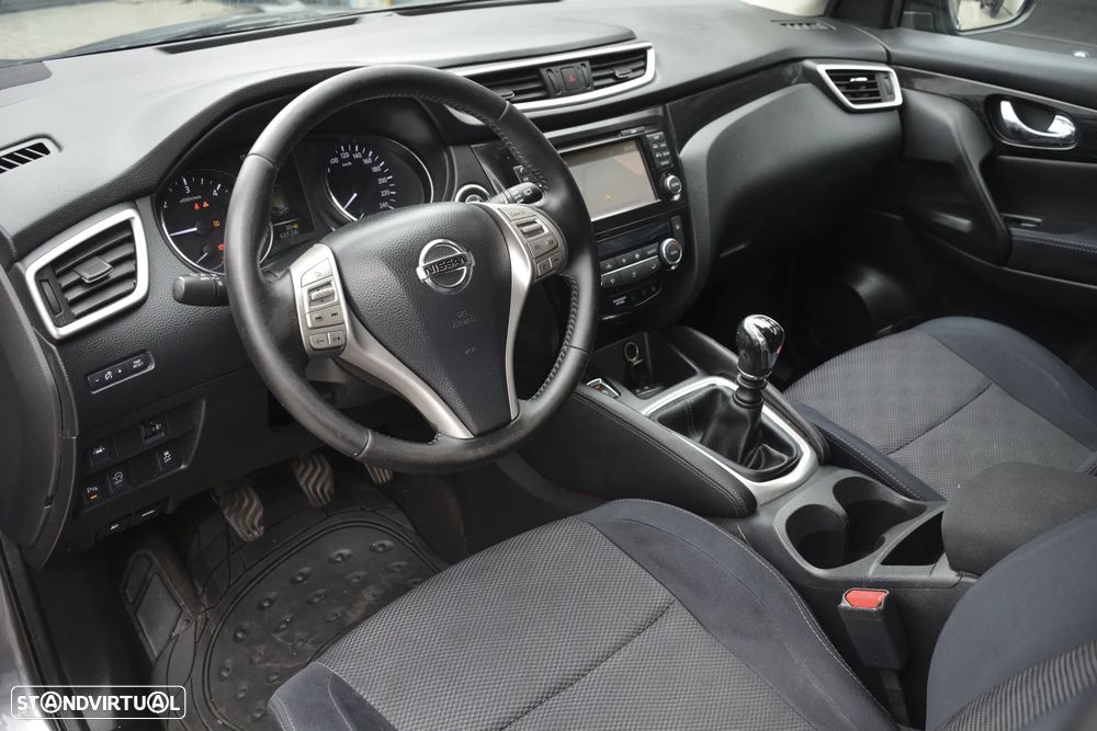 Nissan Qashqai 1.5 dCi DPF 360 - 15